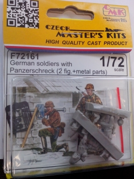 Deutsche Soldaten mit Panzerschreck, 1:72