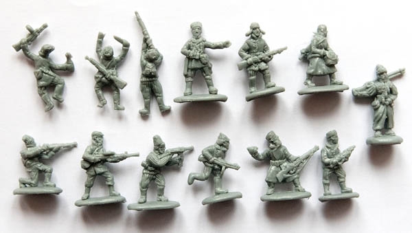 Russische Partisanen in Winterbekleidung (2.Weltkrieg), 1:72